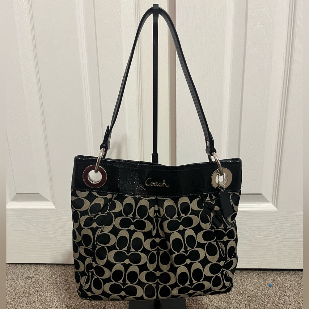 SOLD!!! VTG EUC Coach Sig Hobo Bucket Bag w/ Dust Bag